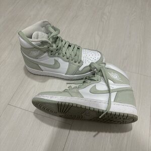 Nike Jordan 1 retro high OG seafoam women’s size 35.5
